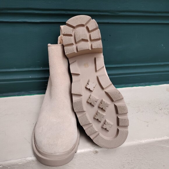 Steve Madden Women's HOWLER Ankle Boot - Picture 5 of 5